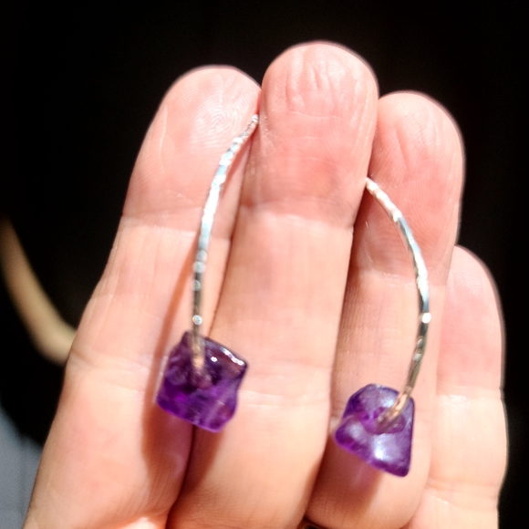 Amethyst gemstone &Sterling curve earrings - Picture 4 of 6